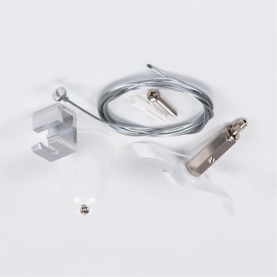 Bộ treo đèn rọi ray với kẹp giữ dây trên trần bằng kim loại