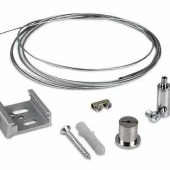 Bộ treo đèn rọi ray với kẹp giữ dây trên trần bằng kim loại