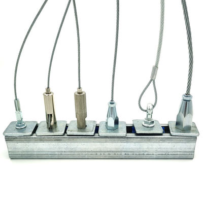 Hệ thống lắp đặt cột sợi dây treo treo bộ khóa cáp lắp ráp